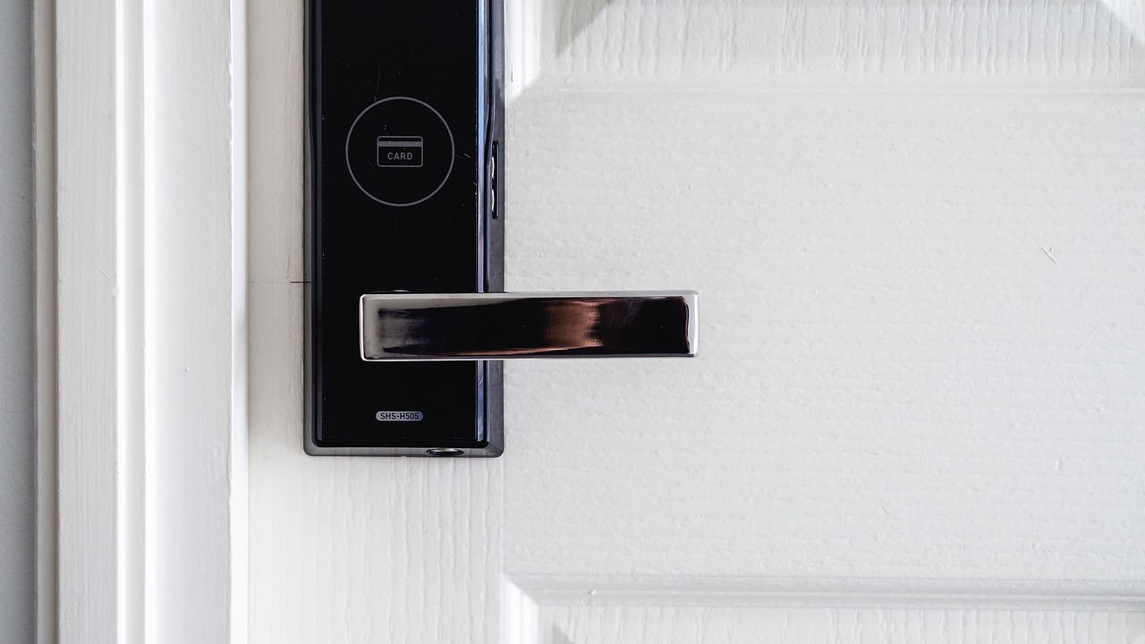 Remarkable Ways Smart Locks Lock Out Risks of Unauthorized Access